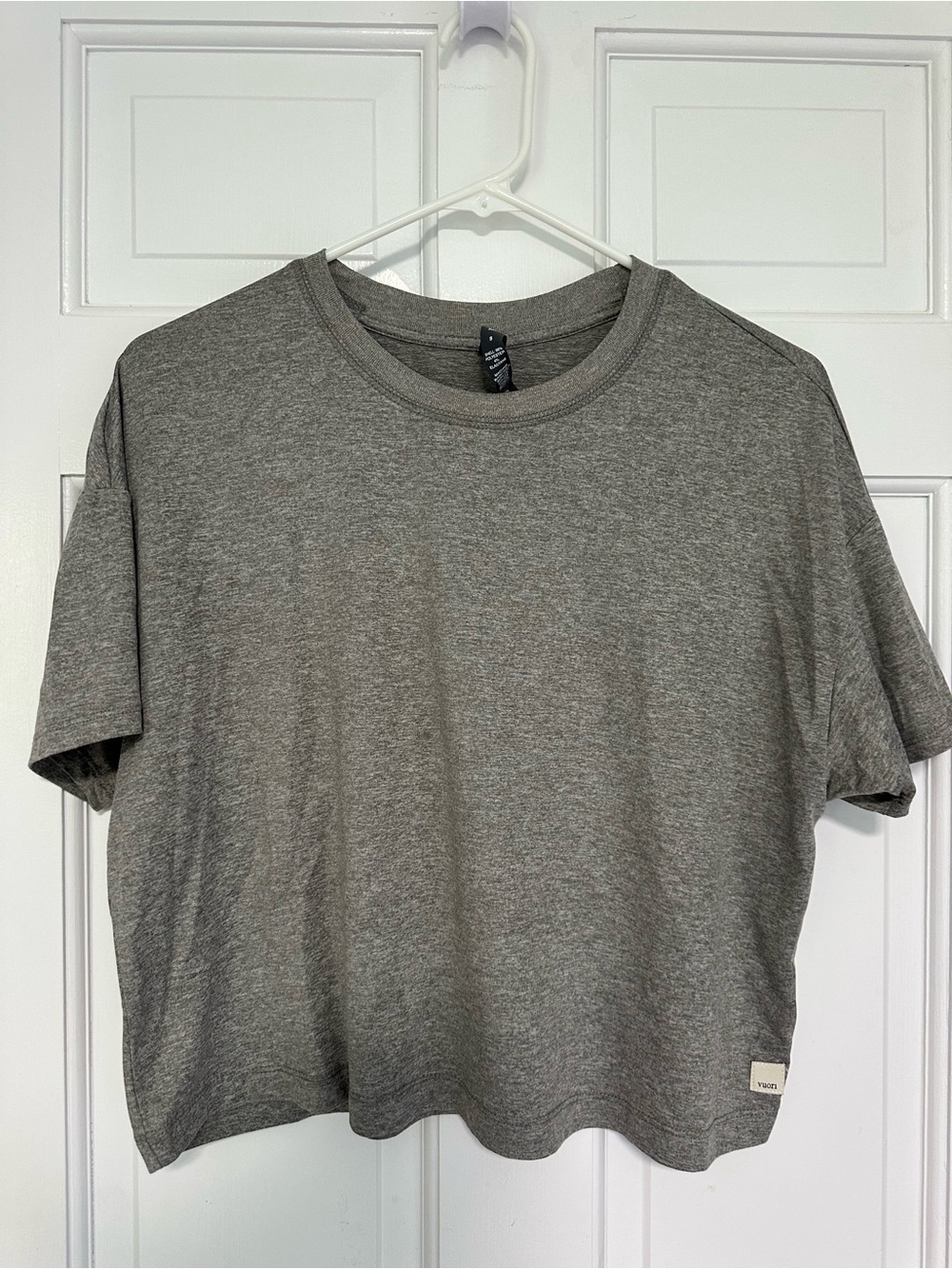 Vuori Heather Gray Short-Sleeve Crew Tee. Worn once